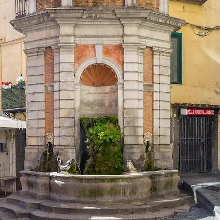 Casa 45 - In Centro Storico Vicino Al Teatro Verdi E Al Crescent * Salerno