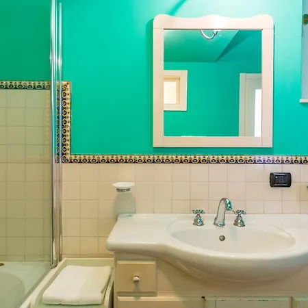 Apartmán Casa 45 - In Centro Storico Vicino Al Teatro Verdi E Al Crescent